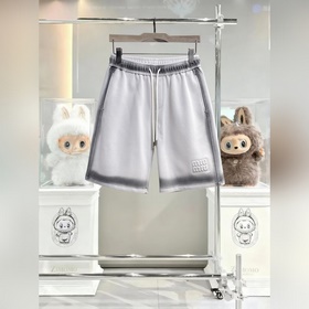 MIUMIU с полным набором логотипов. Нов