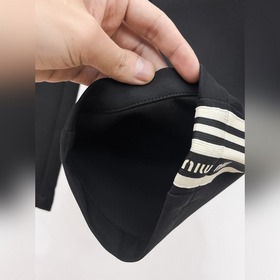 Новые джинсы и брюки в стиле кэжуал от