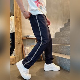 Новинка от MIUMIU. Модель из импортной