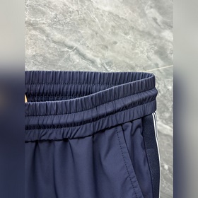 Новинка MIUMIU 2026 года. Модель из им