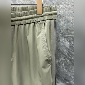 Новинка MIUMIU 2026 года. Модель из им