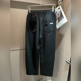 Новые модели брюк в стиле кэжуал от Mi