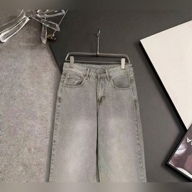 MIUMIU представляет новую коллекцию му