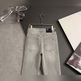 MIUMIU представляет новую коллекцию му