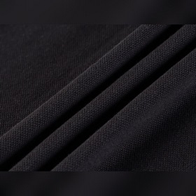 Черная поло-рубашка MIUMIU с вышивкой.