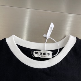 -MiuMiu Короткорукавная блузка с аппл