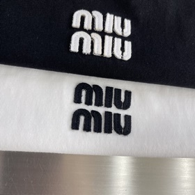 -MiuMiu Короткорукавная блузка с аппл