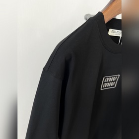 Новая летняя модель MIUMIU SS26 с коро