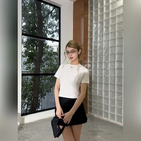 Футболка MiuMiu с вышивкой виде апплик