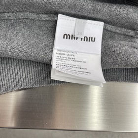 -Вязаный свитер Miu с V-образным вырез