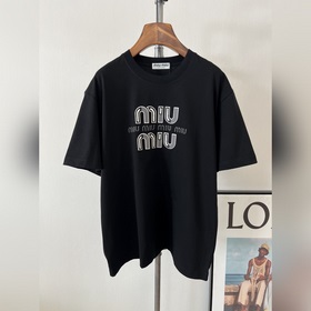 Представляем летнюю модель MIUMIU 26 с