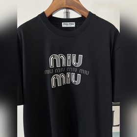 Представляем летнюю модель MIUMIU 26 с