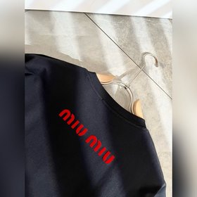 MIUMIU： новая коллекция весна-лето 202