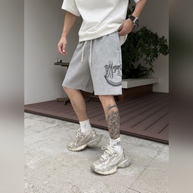 Moncler  С тремя логотипами Новая мо