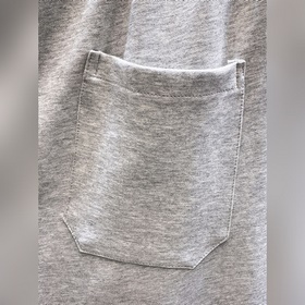 Moncler  С тремя логотипами — новинка