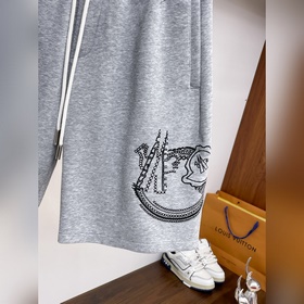 Moncler  С тремя логотипами Новые шо