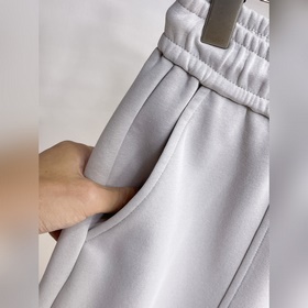 Moncler  С тремя логотипами — новинка
