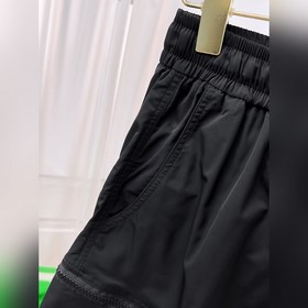 Moncler  С тремя логотипами — новинка