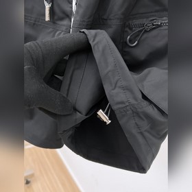 Moncler  С тремя логотипами — новинка