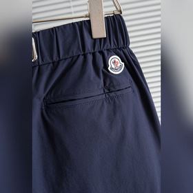 Moncler   Повседневные брюки в стиле
