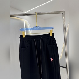 Классические спортивные штаны с прямым