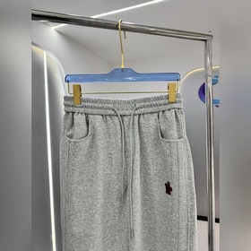 Классические спортивные штаны с прямым