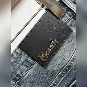 Moncler — эксклюзивная новинка： модные