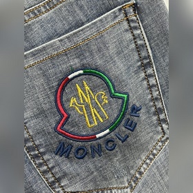 Moncler — эксклюзивная новинка： модные