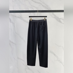 MONCLER — новые весенне-летние брюки 2