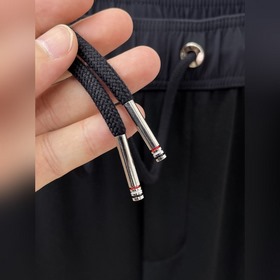 MONCLER — новые весенне-летние брюки 2