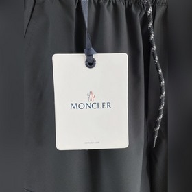Moncler   Товары высшего качества 