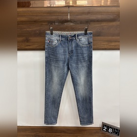 Эксклюзивная новинка от Moncler — модн