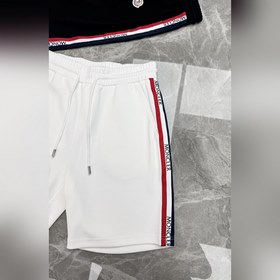 Цена рубашки — 2500, цена брюк — 2300.