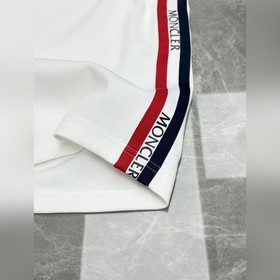 Цена рубашки — 2500, цена брюк — 2300.