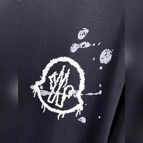 Moncler  С тремя логотипами Новая мо
