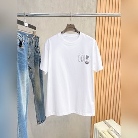 Moncler  С тремя логотипами Новая мо