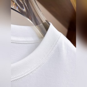 Moncler  С тремя логотипами Новая мо