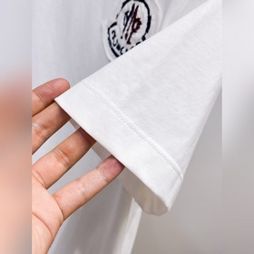 Moncler  С тремя логотипами Новая мо