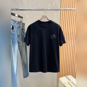 Moncler  С тремя логотипами Новая мо