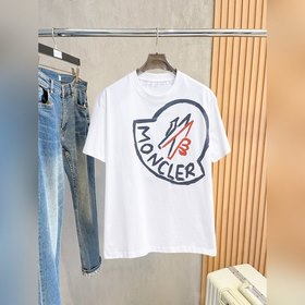 Moncler  С тремя логотипами Новая мо
