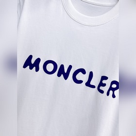 Moncler  С тремя логотипами Новая мо