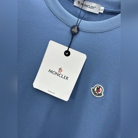 Новая весенне-летняя коллекция Moncler