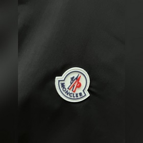 Новая весенняя коллекция Moncler： комп