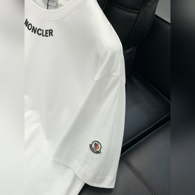 Moncler, новейшая коллекция лета 2026