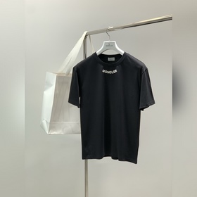 Moncler, новейшая коллекция лета 2026
