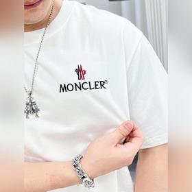 Эксклюзивная осенняя новинка от Moncle