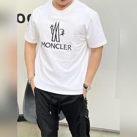 Эксклюзивная осенняя новинка от Moncle