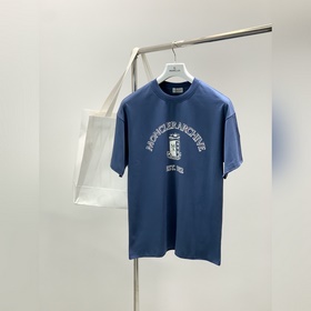 Moncler, новейшая коллекция лета 2026