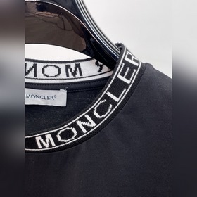 Монкоу — новая модель футболки с корот