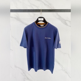 Moncler, новая коллекция 2026 года： фу